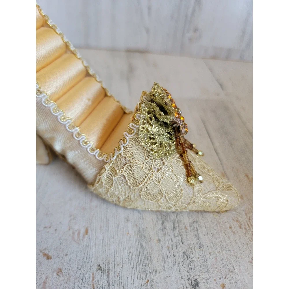 Victorian shoe jewelry accessory holder tree unique vintage home decor